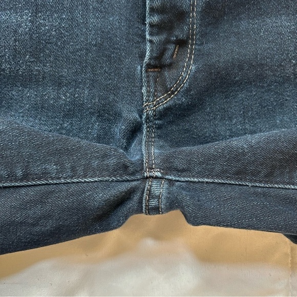 Mother High Waisted Looker Ankle Fray jeans in Last Call 27 - Picture 8 of 16